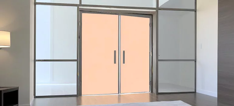 Professional Accordion Door Repair in Sherbrooke, Quebec