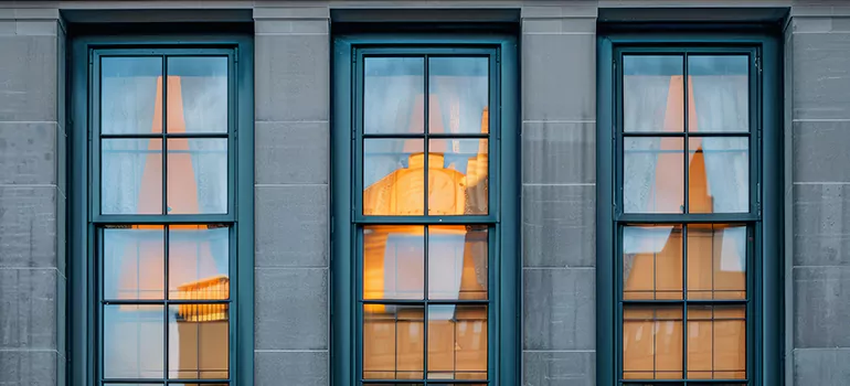 Architectural Window Installation in Sherbrooke, QC