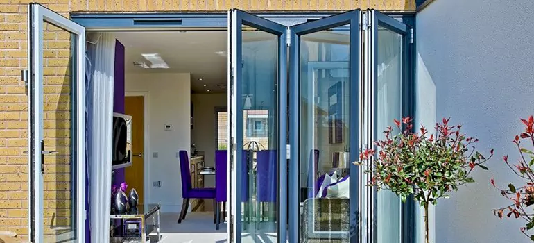 Bifold Door Repairs Near Me in Sherbrooke, Quebec