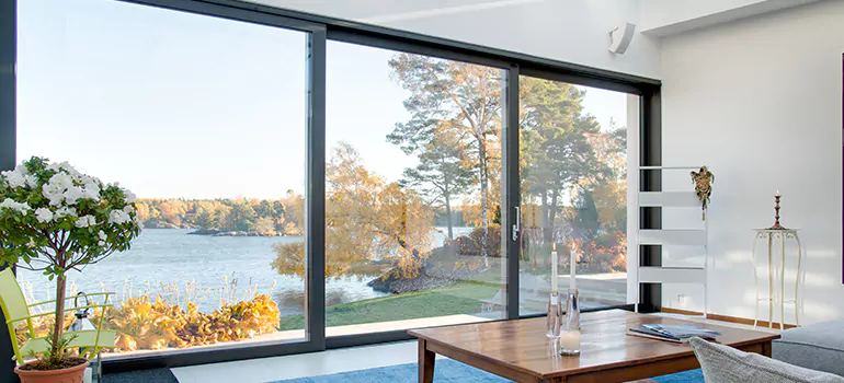 House Window Crank Repair in Sherbrooke, QC