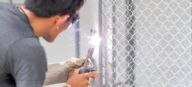 Commercial Window Grille Installation Service in Sherbrooke, QC