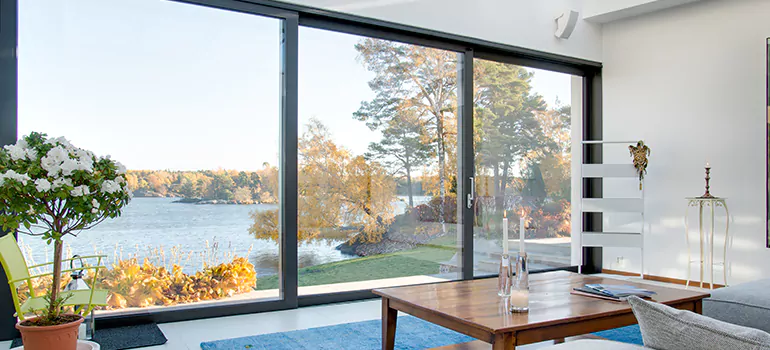 Aluminum Door Installation in Sherbrooke, QC