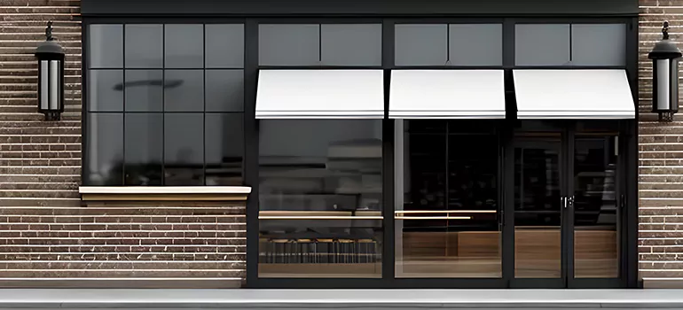 Commercial Window Seal Replacement in Sherbrooke, QC