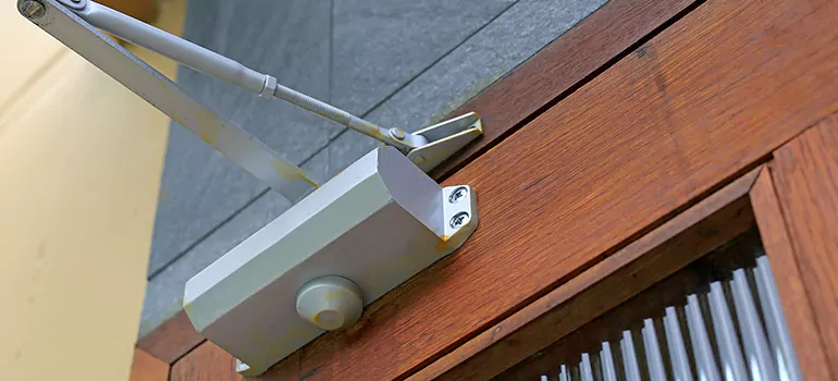 Electric Garage Door Opener Installation in Maple Ridge, Quebec