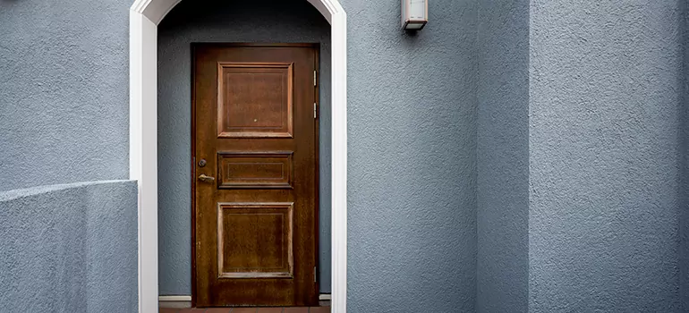 Fiberglass Door Weatherproofing in Sherbrooke, QC