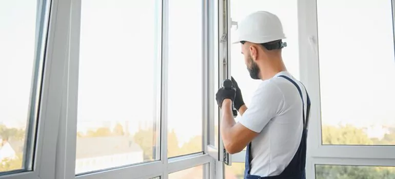 Lever Windows Installation Cost in Sherbrooke, QC