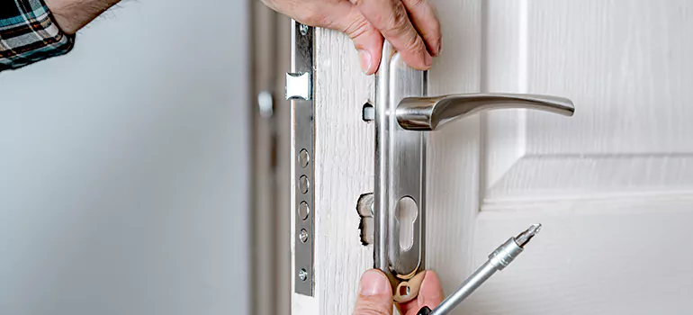 Multi Point Door Installation Solutions in Sherbrooke, QC