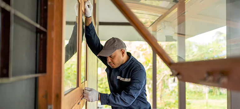 Wooden Sash Window Restoration in Sherbrooke, QC